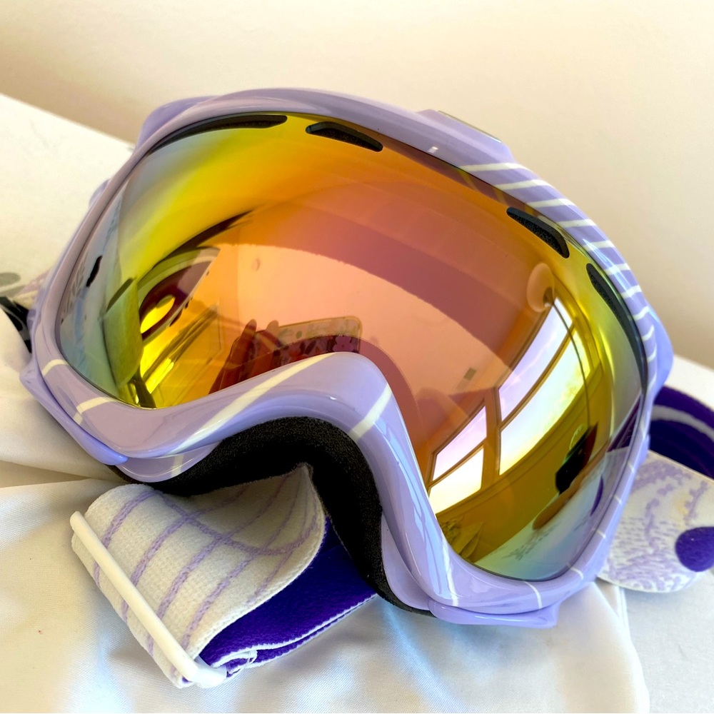Oakley women’s ski goggles
